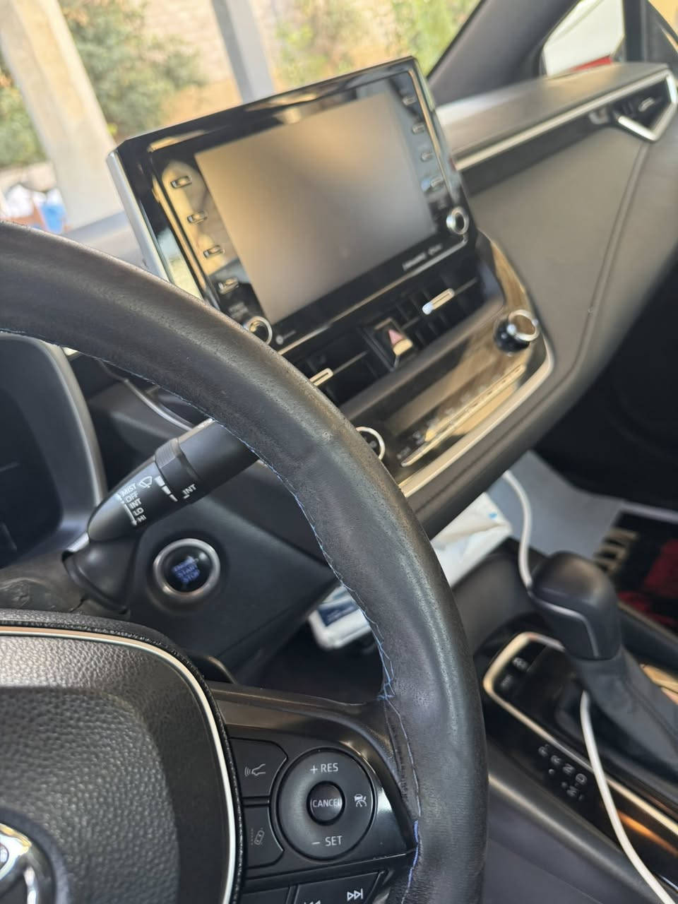 السلام عليكم كورلاللبيع موديل ٢٠٢١ ماشيه ٤٩ ألّف حادثه بنيد فقط وبيه اماكن بارد قليل بدون ايرباك بدون دواخل السياره فول ١/١ تحويل بسمك مباشر 
السعر ١٥٣ وبيه مجال موبايل ***********
