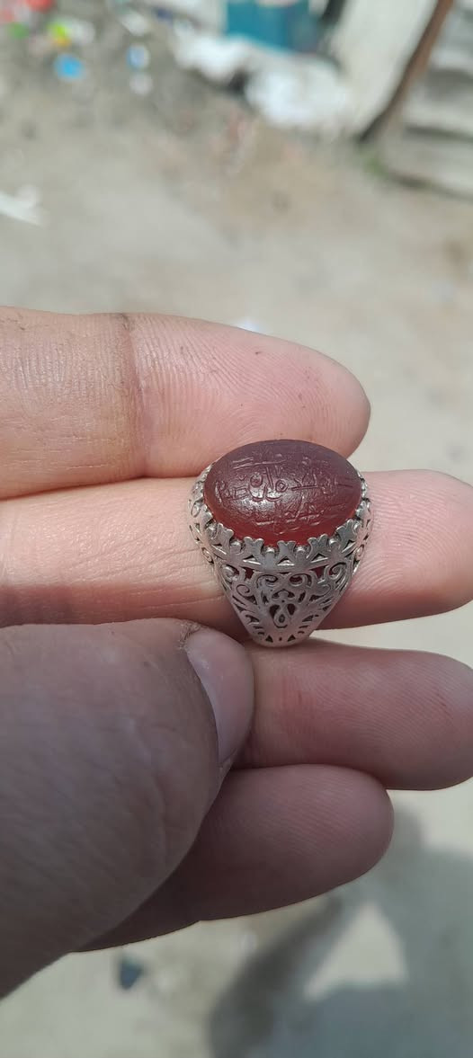 سلام عليكم
قطعتين من حجر الجزع الداودي ٢٥.
خاتم عقيق قديم شوف العين. ٥٠ 
بصره


**إذا كنت صاحب هذا الإعلان وتريد حذفه لأي سبب، رجاءا أرسل رسالة إلى الدعم الفني**