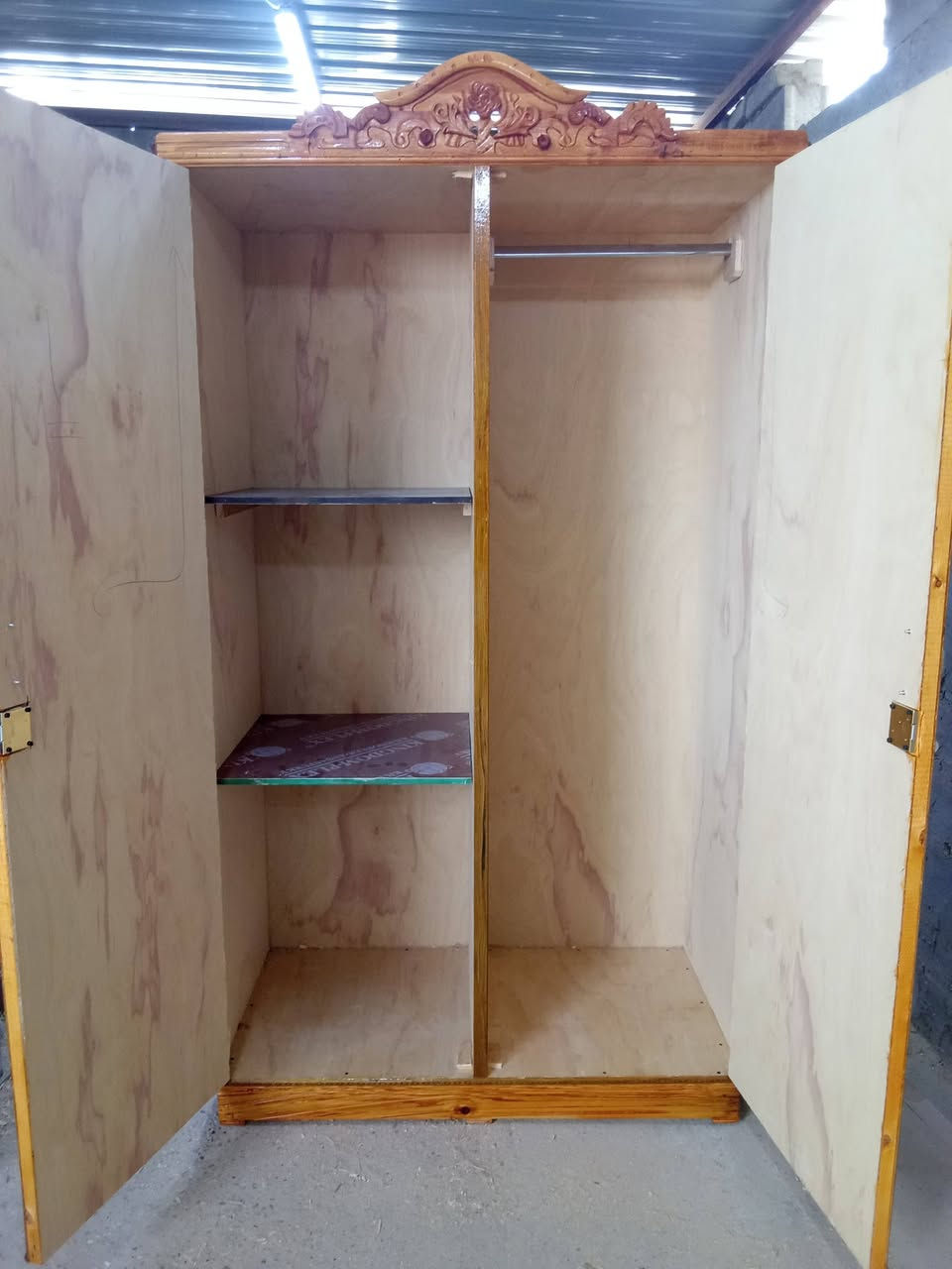 بسم الله تم عمل كناتير 2 باب و3 باب باسعار مناسبه ونشتغل على الطلب للاستفسار خاص او  الاتصال على الرقم 
***********
