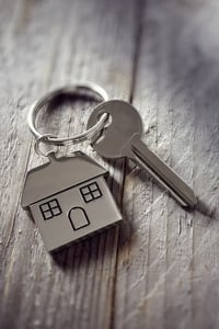 بيت للايجار • ١٠٠م • دبيسات