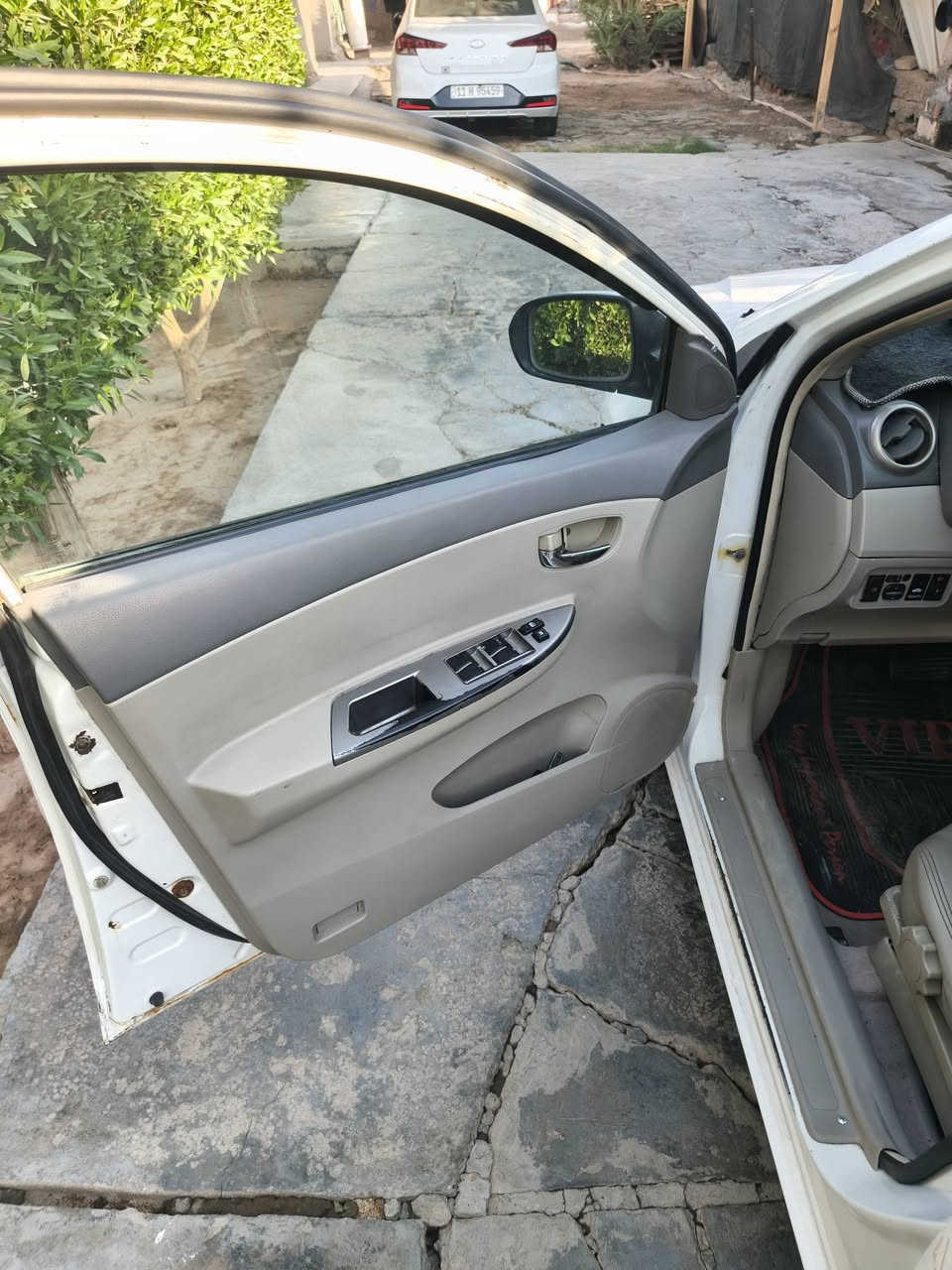 السلام عليكم بي وايدي ٢٠١٣ معمره خياسات وبيه طخه خفيفه بل بجم كلش خفيفه ماواصله الشواصي 43 وبيه مجال***********
