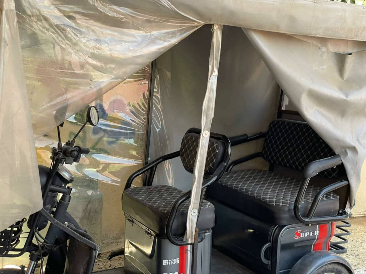 اخواني الاعزاء من رخصة مسؤل الادمنت متطور شحن بحاله جيده للبيع السعر850دولار وبي مجال العنوان حمدانيه قرقوش ***********للاتصال بهذا الرقم حصريا تحياتي للجميع
