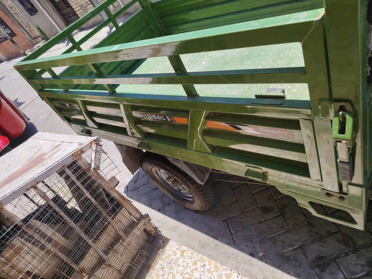 لبيع ستوتة شحن جديدة كلش محتاج اريد بيعة سعرها ٩٠٠ الف بية مجال شراي يخابر ***********
