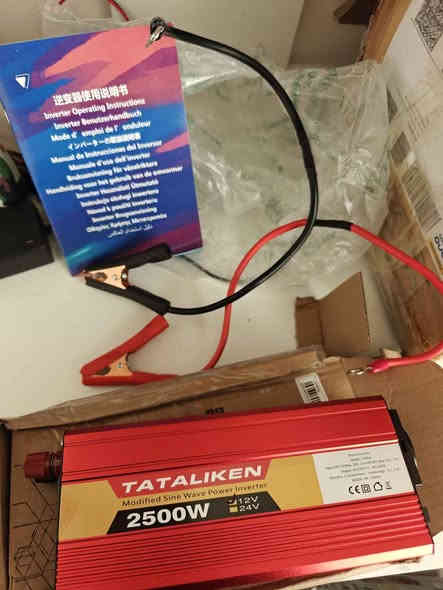 ئینڤێتەرێکی لۆک و زۆر باش 4 ئەمپێر زیاتر ئەدا بۆ ناو سەیارە بە پاتری سەیارە ئیش ئەکات و ئەتوانی زۆربەی شتی پێ هەڵبکەی من خۆم موجەفەم تاقی کردوەتەوە پێی ، هەموو بلاجکتۆرێک و شەحنێکێ پێ ئەکرێ و زۆر ئیسفادەی لێ ئەکەی  نرخی 40هزار  
*********** السليمانية
