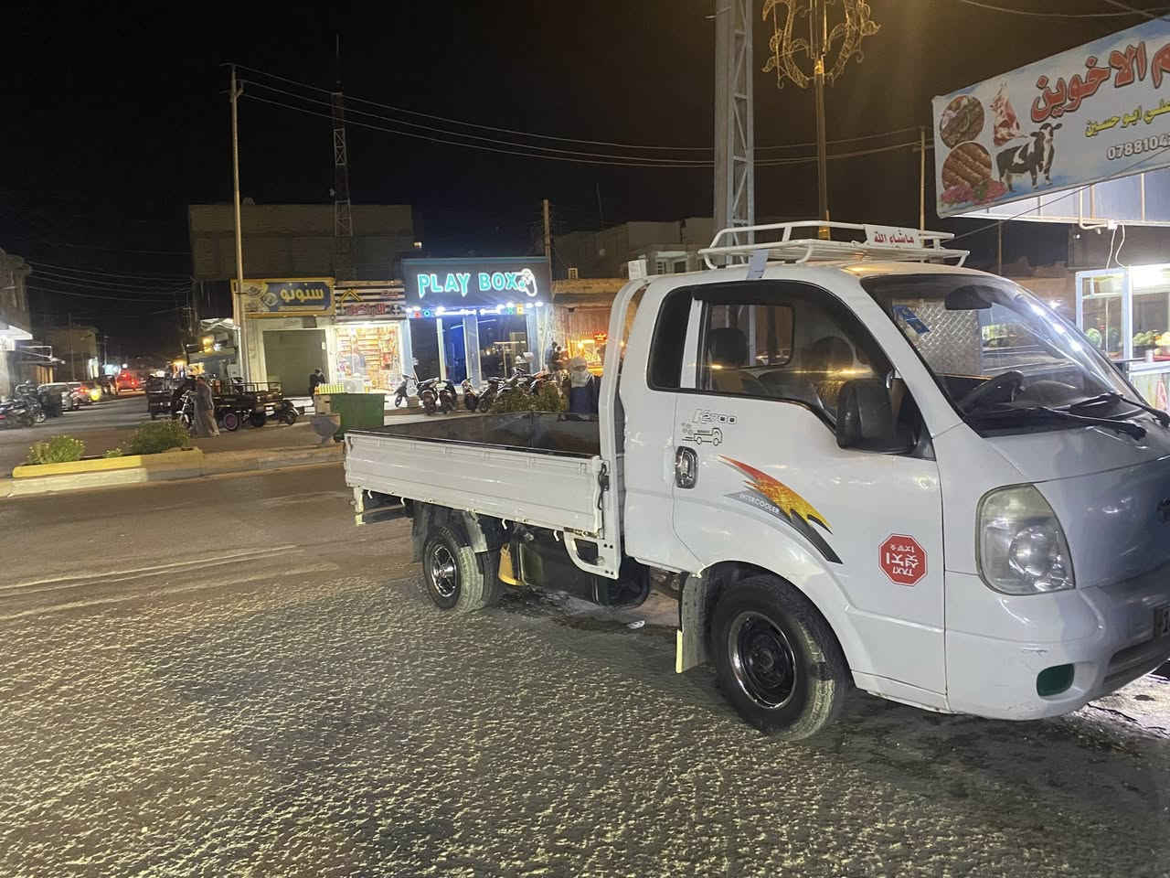 السلام عليكم كيه بنكو البيع 2010السياره كفاله عامه كير ومكينه كله جديد السعر 90  رقم الهاتف ***********
وبيك خير وندال
