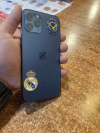 12برو ماكس الذاكره256 .بطاريه78 مبدله مبدل شاشه  الكارمه لاماميه واكفه...