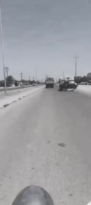 السلام عليكم  ستوته موديل 22 طالعه بل 23 ستوته وكاله متروكه زيروو احله من صور تخم تاير جديد  محرك نضيف  
كهربائيات كلها شغاله عد العداد سرعه ستوته ضالمتها صور 
لاستفسار اكثر اتصل *********** غير متوجد على نت اتصال خط فقط مكاني بابل سده الهنديه  السعر مليونين وبيها مجال
