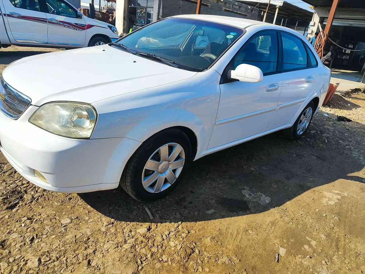 السلام عليكم 
للبيع اوبترا موديل 2013 رقم اربيل مجدد لل 28 سياره جاهزه مابيه اي نقص تبريد ثلج سدر جديد تخم تأير كهربائيات كله شغاله محرك لاتنقيص ولاتبخير كير مكفول سونار موجود بالمنشور 
للستفسار اتصل 
‏‪0770 252 4081‬‏
‏‪0781 549 2944‬‏
العنوان واسط قضاء الزبيدية 
السعر 95 وبيه مجال
