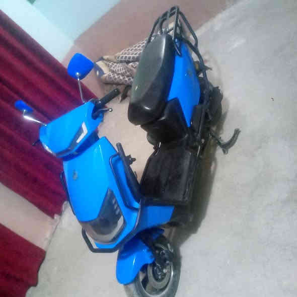 السلام عليكم شباب اريد دراجه شحن للبيع سعر 600 عنوان نجف***********
