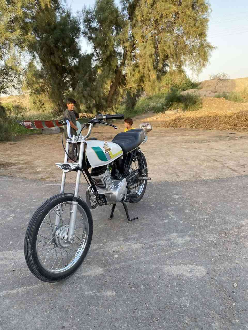 السلام عليكم دراجه سيجي نامه مبدل بس اولفات فقط لعنوان القرنه تواصل ***********
