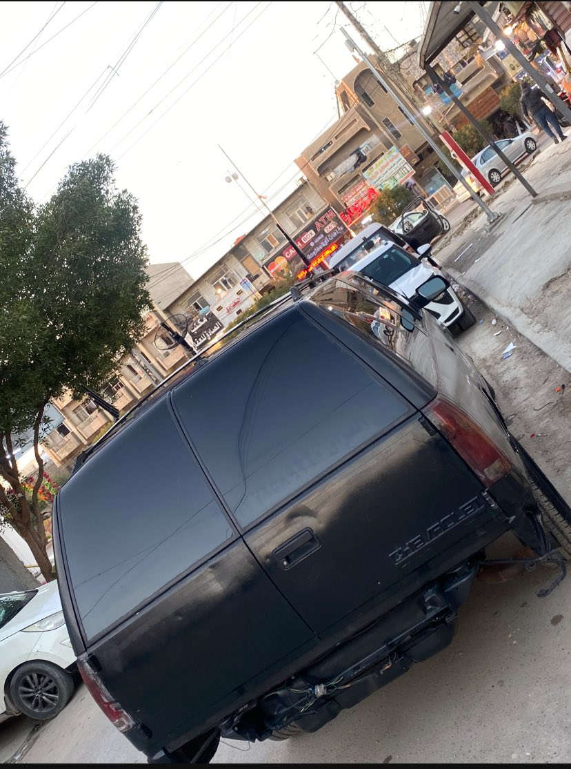 ادواتت. ادوات
السلام عليكم جمسي سوبر بان موديل 1999 

السياره مصروف عليها هوايه بس حاليآ عاطلة مشكلة بل كير تصليح الكير 3 ورقات السياره كاملة كهربائيات مكينة كلشي كامل بس مشكلة الكير. السياره مشدود بيها دعامية خلفيه. وامامية الي بل صوره قديمة الصور  السياره حاليآ ب منطقة الشعب  تجي وتشوف وتفحص وبيك خير وتدلل السعر المطلوب 30 ورقة وبيها مجال   علمن السياره مشدوده بيها صافره اصلية مودرن 

رقم التواصل ***********
