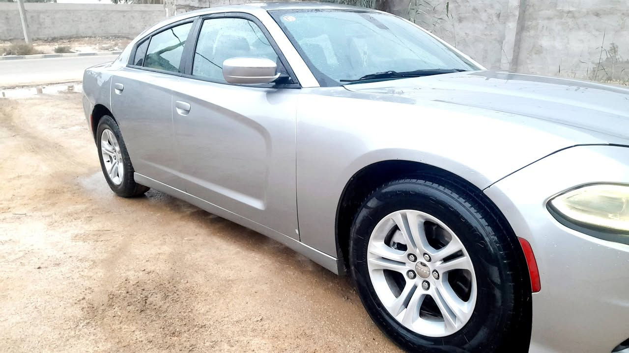 جارجر 17 ادوات كفاله من الگص فقط صبغ عام مكينه وگير وحداديه على الشرط متومه شمالي مكينه 3600 گير  طياره للبيع او المراوس السعر 65 مجال للتواصل ***********
