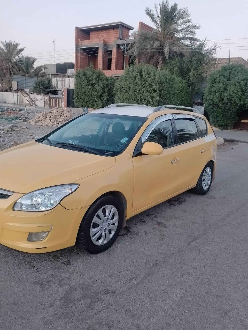 النترا ستيشن موديل 2011 رقم بغداد محرك 2000 بي تبخير السياره بدون ضرر فقط البنيد و معمر نفسه السعر 82$ وبيها مجال للاستفسار الاتصال على الرقم ***********
