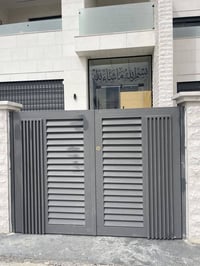 ✨ باب بيتك هو أول انطباع… خلّه مُبهر 👌  إذا تدور على أبواب خارجية مودر...