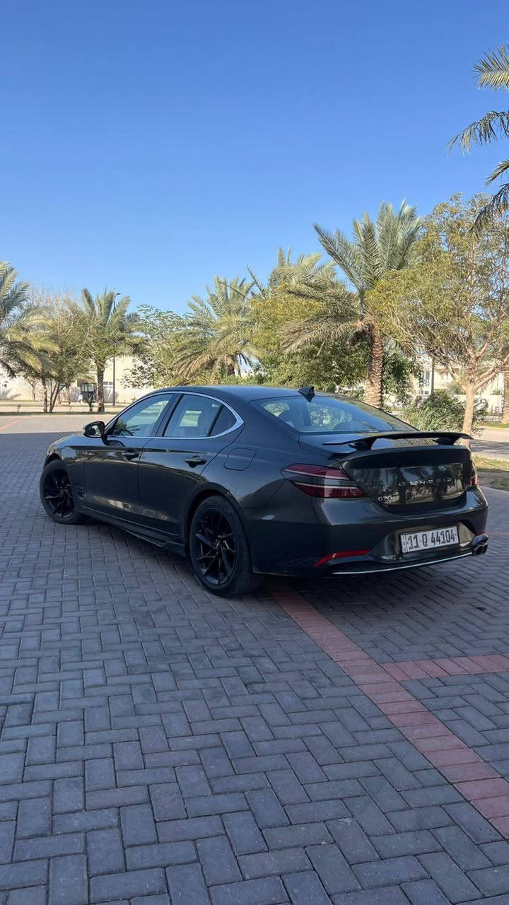 فول مواصفات  بدون بانوراما
محرك ٤ سلندر ٢٠٠٠ توربو
داخل ابيض ملكي مميز حتى الدركة ابيض 
سقف ابيض 
ترحيب عند الاقتراب للباب مع شعار جنيسس 
مري قلاب و هيتر 
فول تحكم بالمرايه الداخليه للتحكم بالباركنك 
جي بي اس مزروع داخل سياره اصلي
دبل جام 
فول تحكم ستيرن 
صندوق كهرباء شفط 
قياده ذاتيه 
خروج عن المسار
حساس امامي و خلفي 
مثبت سرعه 
اوتو هولد
شاشة اعطال 
رادار ٣٦٠ درجة 
مانع اصطدام
تحذير عن الخروج
٥ وضعيات قياده ( ECO - COMFORT - SPORT - SPORT+ - CUSTOM )
كشنات جلد كهرباء 
ميزة تنقيه الجو الداخلي للسياره 
اطفاء السياره عند التوقف 
كشنات امام تدفئه تبريد 
كشنات خلفيه تدفئة هل خاصيه تكون فقط بالاستيراد الخاص 
تبريد قطعتين نظام مناخي
مكان كربلاء 
رقم الهاتف ‏‪***********‬‏
