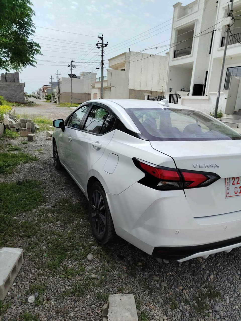 نيسان فيرسا موديل 23 
مواسه فات sv 
بي بوياغ  بي  سارد  بي ته عديل  بي شوخت  ره قه م سليماني  ٢٨ ميل  روشتوه  
*********** السليمانية, العراق
