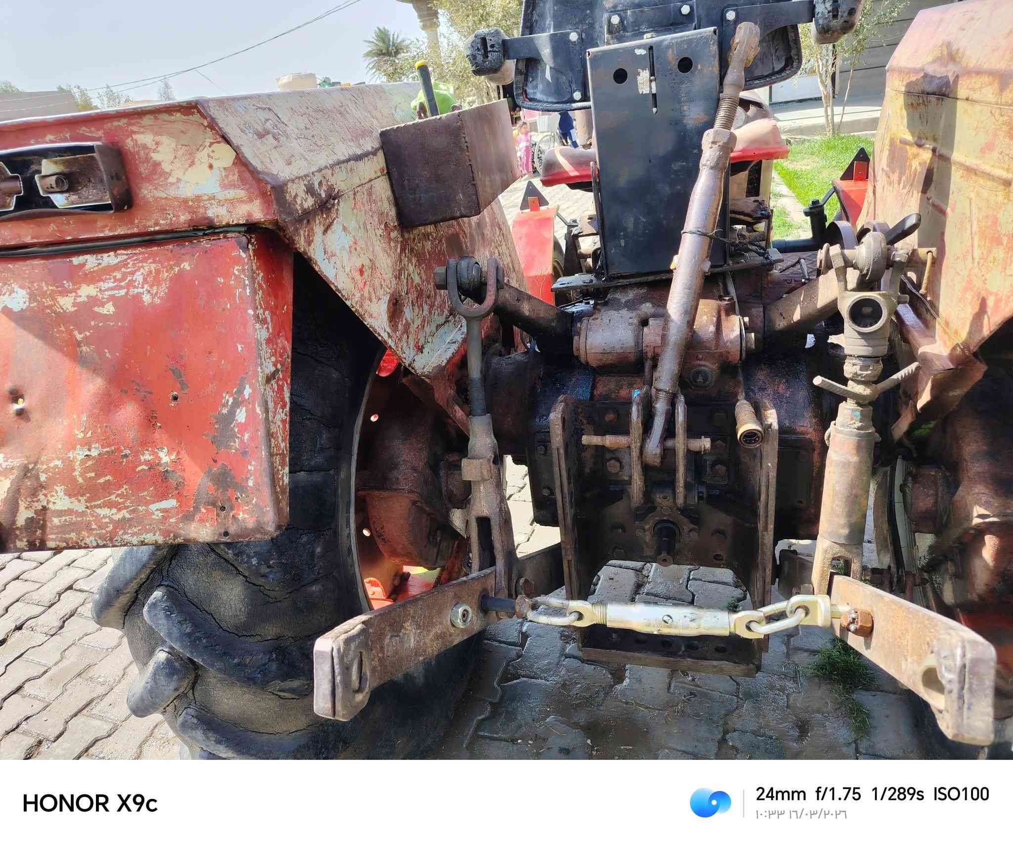 عنتر البيع نكره سلف محرك وكير وهودرليك كله اخو الجديد تايرات نص عمر  مكينه نضيفه كلش  بدون رقم هالموجود  السعر ٣ مليون ونص العنوان بغداد اليوسفيه معمل زينب  رقم ***********    ***********
