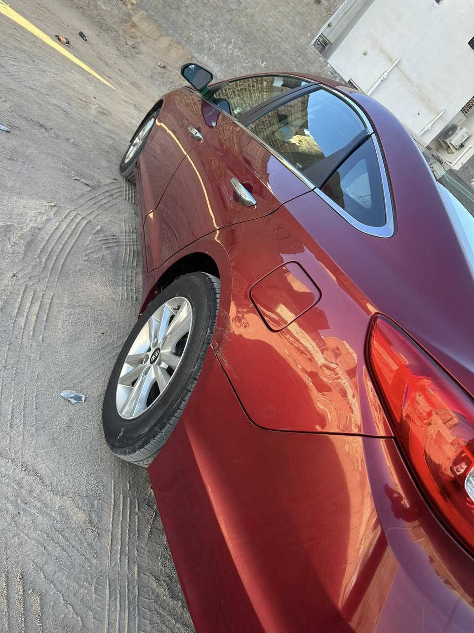 السلام عليكم 
للبيع سوناتا 2015رقم بابل دولي جديد
سنويه 2029
حادثها جاملغ وبنيد سونار بل منشور
محرك وكير وحداديه وتخم تاير مكفولات
السعر 110وبيها مجالً
مكاني النجف الحيدريه
***********
