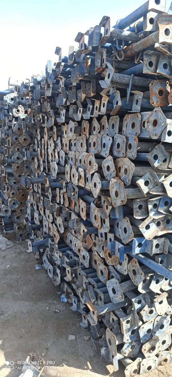 جكات حاظن طول 4 متر نظيفات حيل مثل ماواضج بصوره موجود كميه مكان حله ***********
