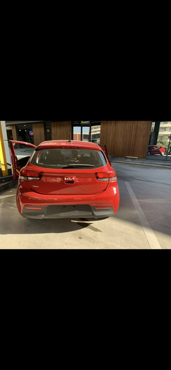 کیا ڕیۆ ۲۰۲۲ ڕەقەم سلێمانی بەناوی خۆمە تا ۲۰۳۰ سەنەوی نوێیە دو پارچەی بۆیاخە بێ ناو ڕەسمی دەعمەکەم داناوە لە سلێمانیم 

*********** شربازهير, السليمانية
