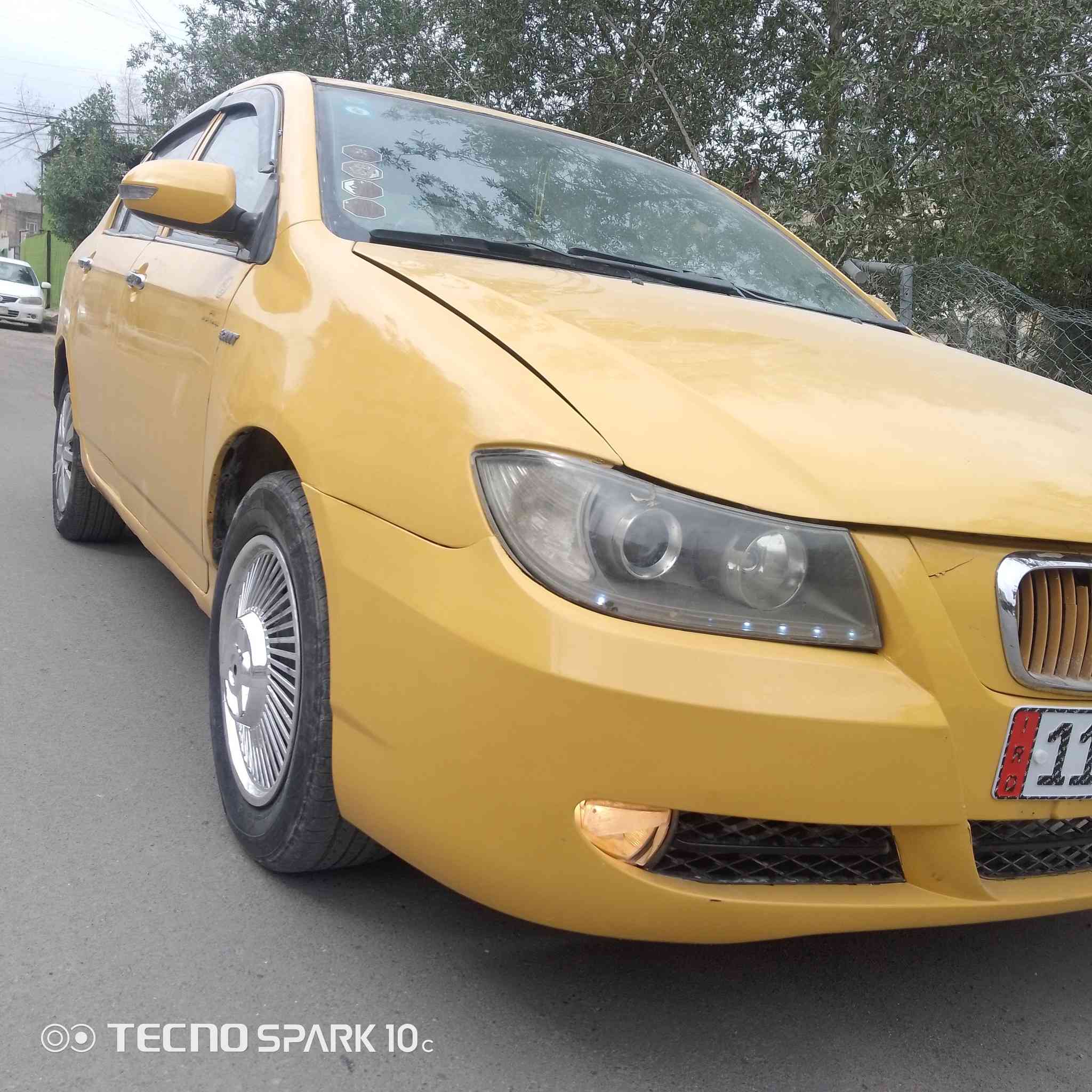 سلام عليكم سياره ليفان محور مكينة وكير كورلة مديل 2011 مصبوغ رقم بغداد انكليزي هيئة مصفرة العنوان بغداد السعر 39 وبيها مجال قليل ***********
