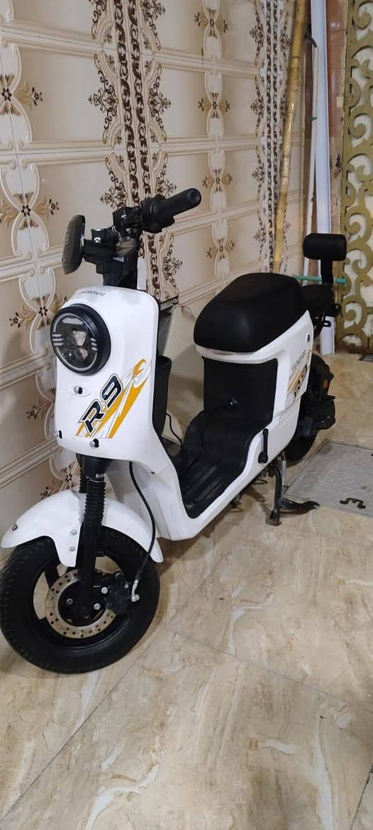 سلام عليكم دراجه R9 موديل 2026 مستعمله قليل دراجه نضيفه بشكل سعر 475 وبيه مجال قليل وكل ملحقات موجود


**إذا كنت صاحب هذا الإعلان وتريد حذفه لأي سبب، رجاءا أرسل رسالة إلى الدعم الفني**