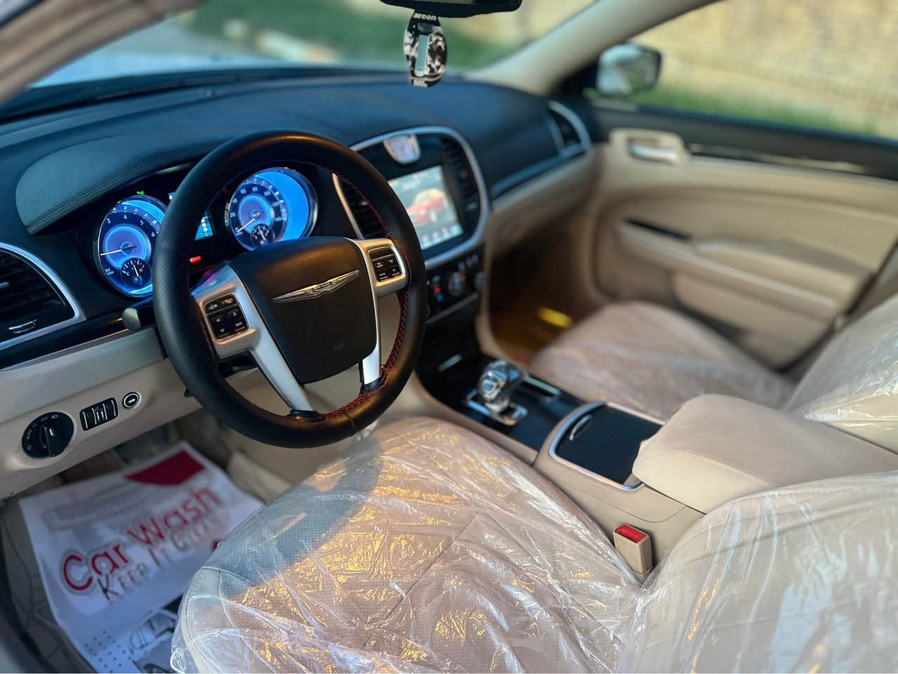 للبيع فقط بدون مراوس

سعرها 190 ورقة .💵
كرايسلر 300c ماشية 160 الف حقيقي
سيارة استخدام شخصي جاهز للاخير
موديل 2014 فول فول 
داخل عسلي بيجي 
گير محرك كفالة من فتح
بنورامة . شاشة جبير . بصمة تشغيل عن بعد
حساس رادار . كشن جلد كهربايي تحكمات 
رقم شمالي دولي بسمنا تريد تحويل تريد وكالة 
تخم تاير جديدويالة اصلي
سيارة بل واقع احلا من صور 
سيارة داخلة كلين هنا صاير بي نص جامرلغ رش و شبر كارت
بدون دواخل بدون ارباك شرط باقي مكفولة من كلشي 
مكان سيارة كركوك 
سعر 190  ورقة 

***********📞
***********📞
***********📞
كورك بيها واتساب أربيل, العراق
