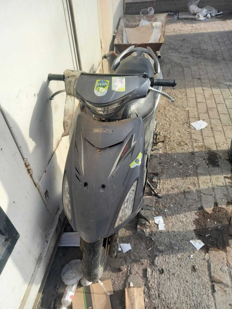 [ابيع كوم حديد ]
اخذتها على كلام الولد عوزها كهربائيات 
قيم واخذ [بغداد مدينة صدر ]


**إذا كنت صاحب هذا الإعلان وتريد حذفه لأي سبب، رجاءا أرسل رسالة إلى الدعم الفني**