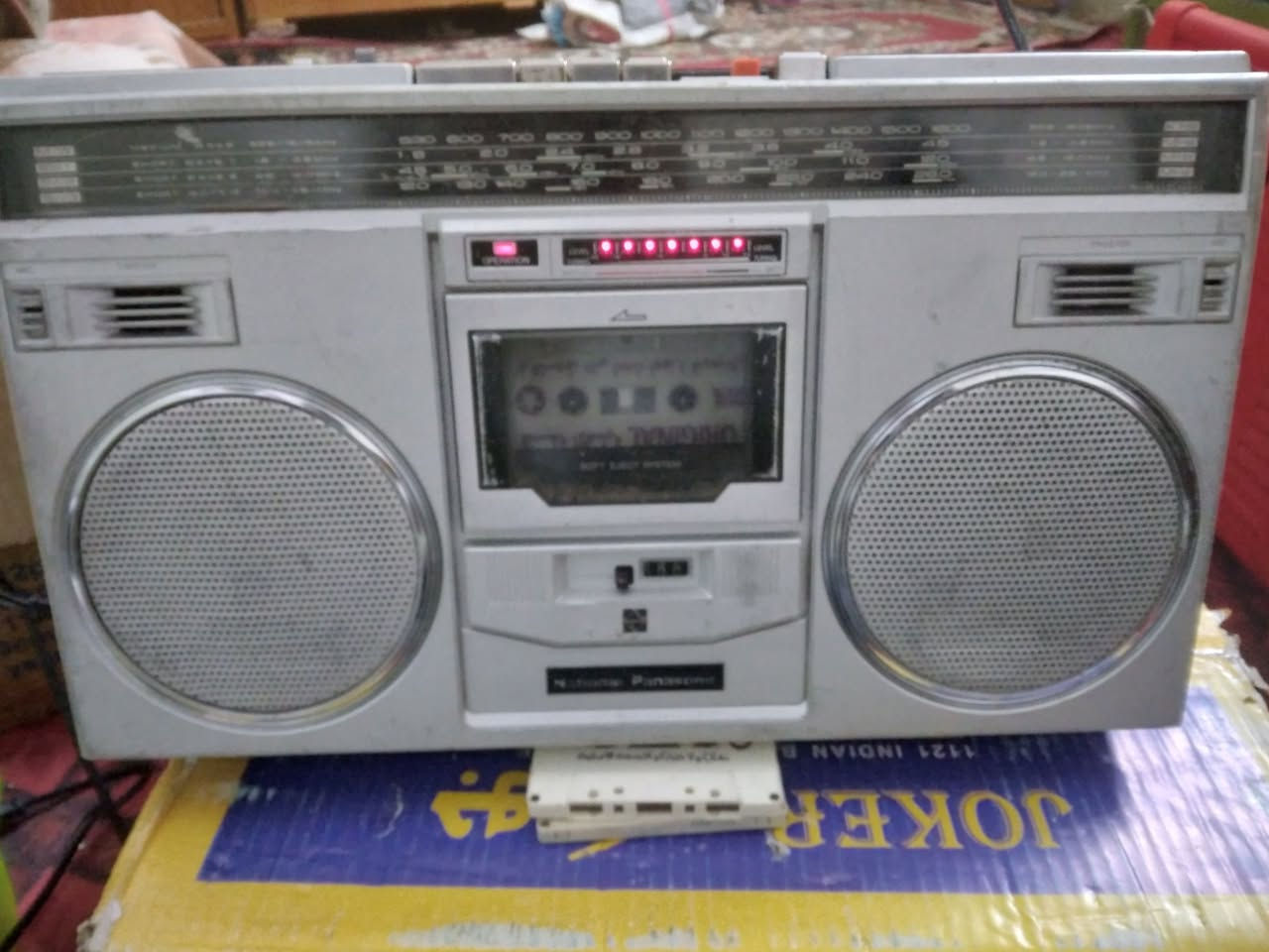 للبيع مسجل راديو ناشونال بنسونيك من***********
