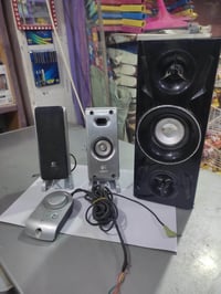 سماعات • مضخم صوت • هارد خارجي