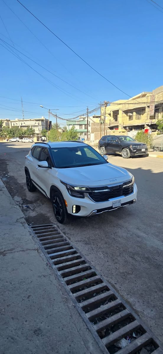 للبيع سيارة كيا سيلتوس موديل 2024
🔹 اللون: ابيض
🔹 وارد: ( أمريكي)
🔹 ممشى: 4 الف كم
🔹 محرك: 1600 تيربو
🔹 ناقل حركة: (أوتوماتيك)
🔹 /شاشة كبيرة / كاميرا خلفية تحكم دركسون
🔹 تبريد ممتاز ❄️
🔹 محرك وكير وشاصي بحالة ممتازة
🔹 السيارة نظيفة جداً ما تحتاج مصروف

السعر: 130  قابل للتفاوض للجادين فقط 💰

📍 المكان: (بغداد / بلديات)
📞 للتواصل: (‭0771 033 3944‬)
