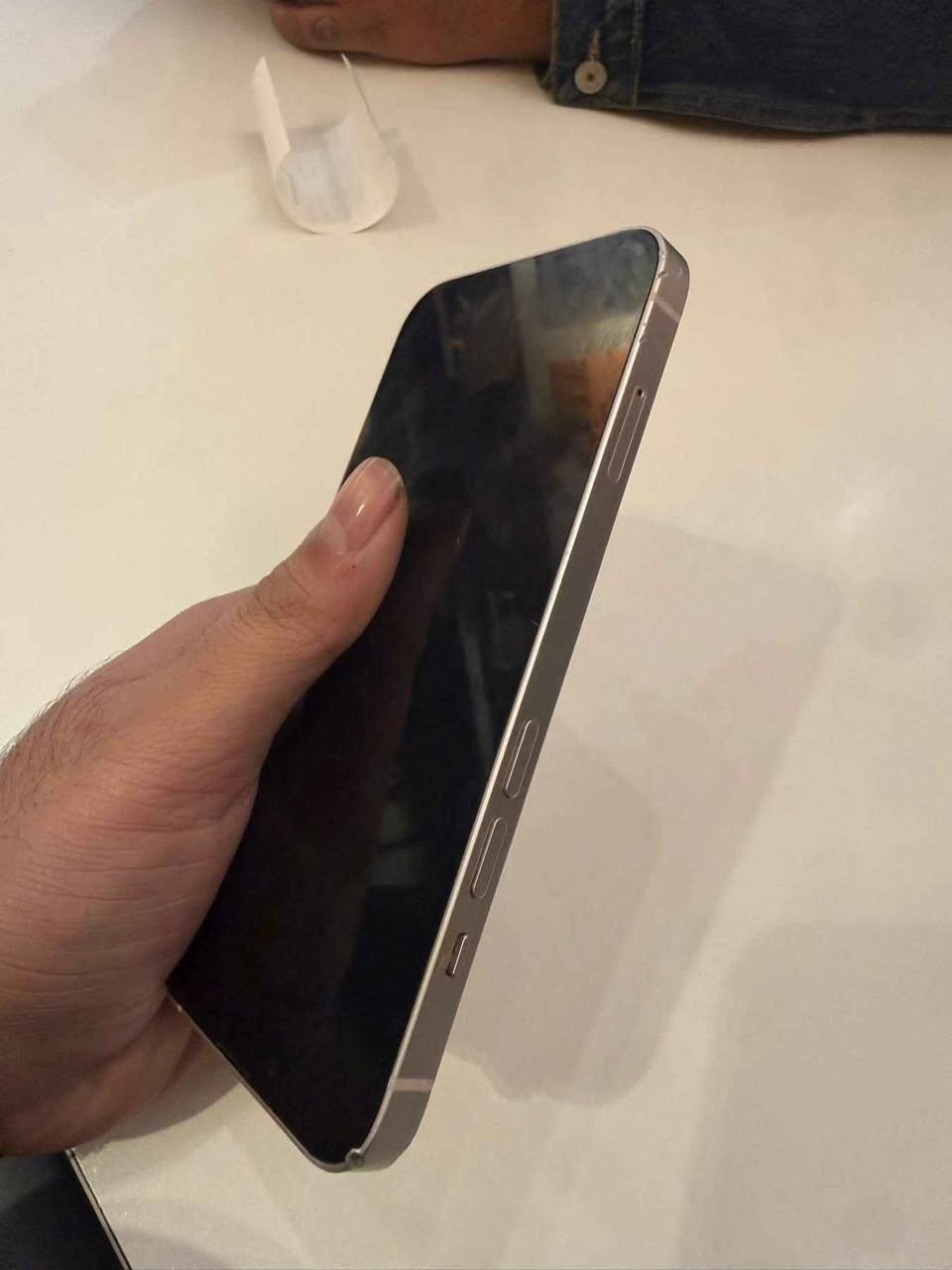 سلام عليكم ايفون 13عادي جهاز مقفول ايكلود ذاكره128 بطاريه ٨٧ جهاز  وتر برو مكفول من كل تبديل مقفول ايكلود سعر 225 او مراوس حسب قناعه *********** بغداد, العراق
