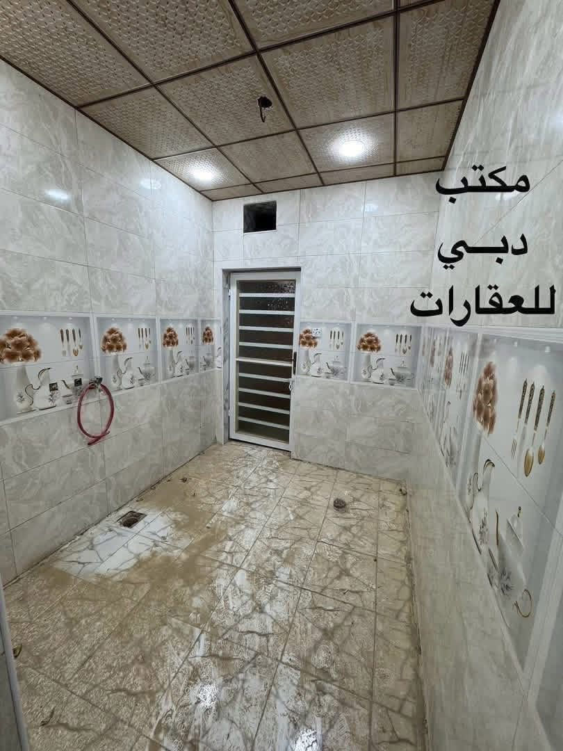 ➖➖➖➖➖➖➖➖➖➖➖➖➖➖➖
مكتب دبــي للعقارات   🟢🟢🟢   رقم الاعلان 1620
➖➖➖➖➖➖➖➖➖➖➖➖➖➖➖

للبيع بيت 100 متر طابو صرف

حي ميسان قطاع 35 خلف المركز الصحي

شارع 10 متر تبليط ومجاري كامل

يتكون من غرفة وصالة ومطبخ واستقبال وصحيات داخليه وخارجيه ومكشوفة وطارمة

السعر 87 مليون وبي مجال

ملاحظة البيت فارغ غير مسكون 

➖➖➖➖➖➖➖➖➖➖➖➖➖➖➖
***********   🟢🟢🟢   *********** 
➖➖➖➖➖➖➖➖➖➖➖➖➖➖➖
