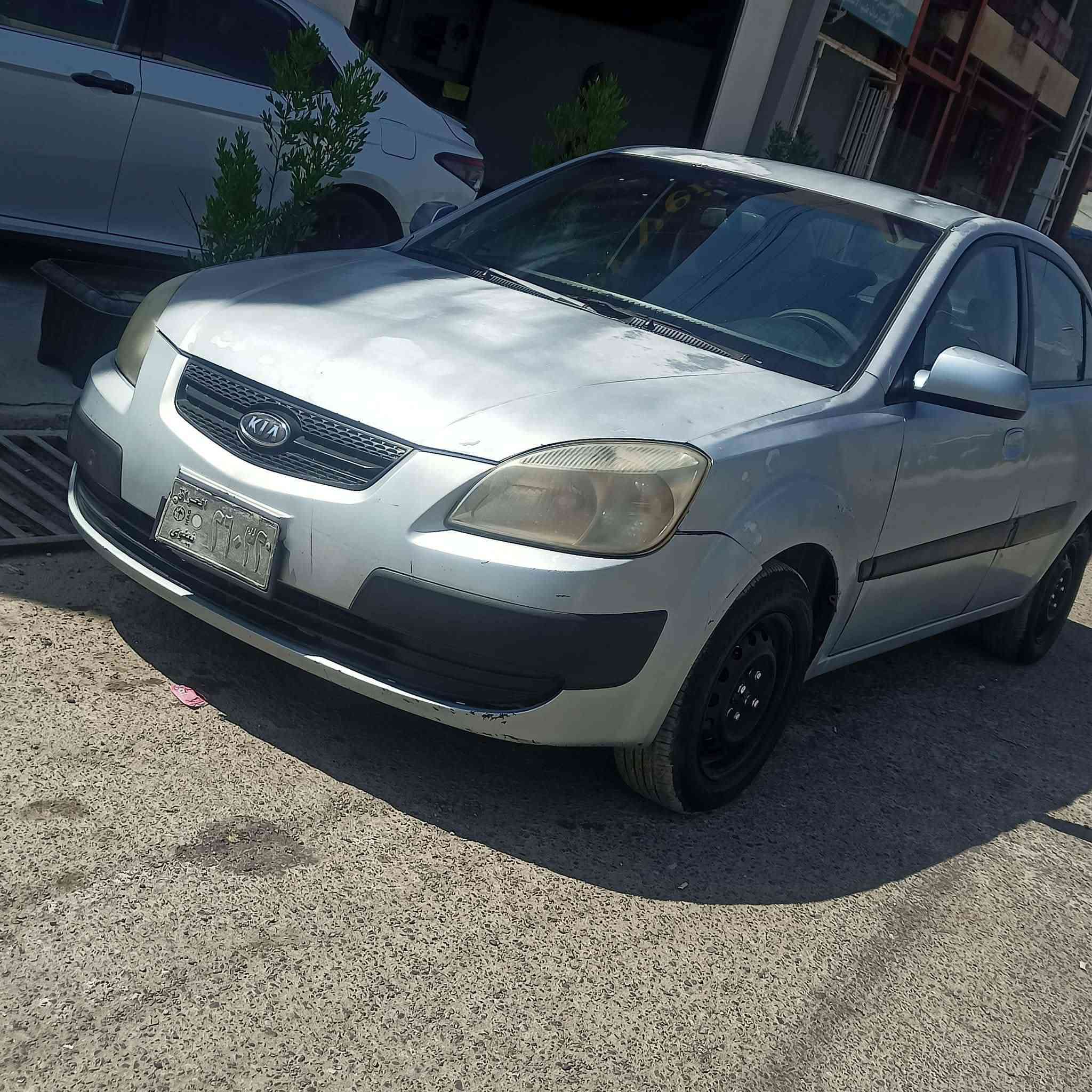 كيا ريو وارد امريكي فول عادي موديل ٨
محرك ١٦ شرط التحويل سياره 
 باسمي شرط التحويل  رقم صدامي السعر 70 وبيه مجال شاري يتصل ***********
