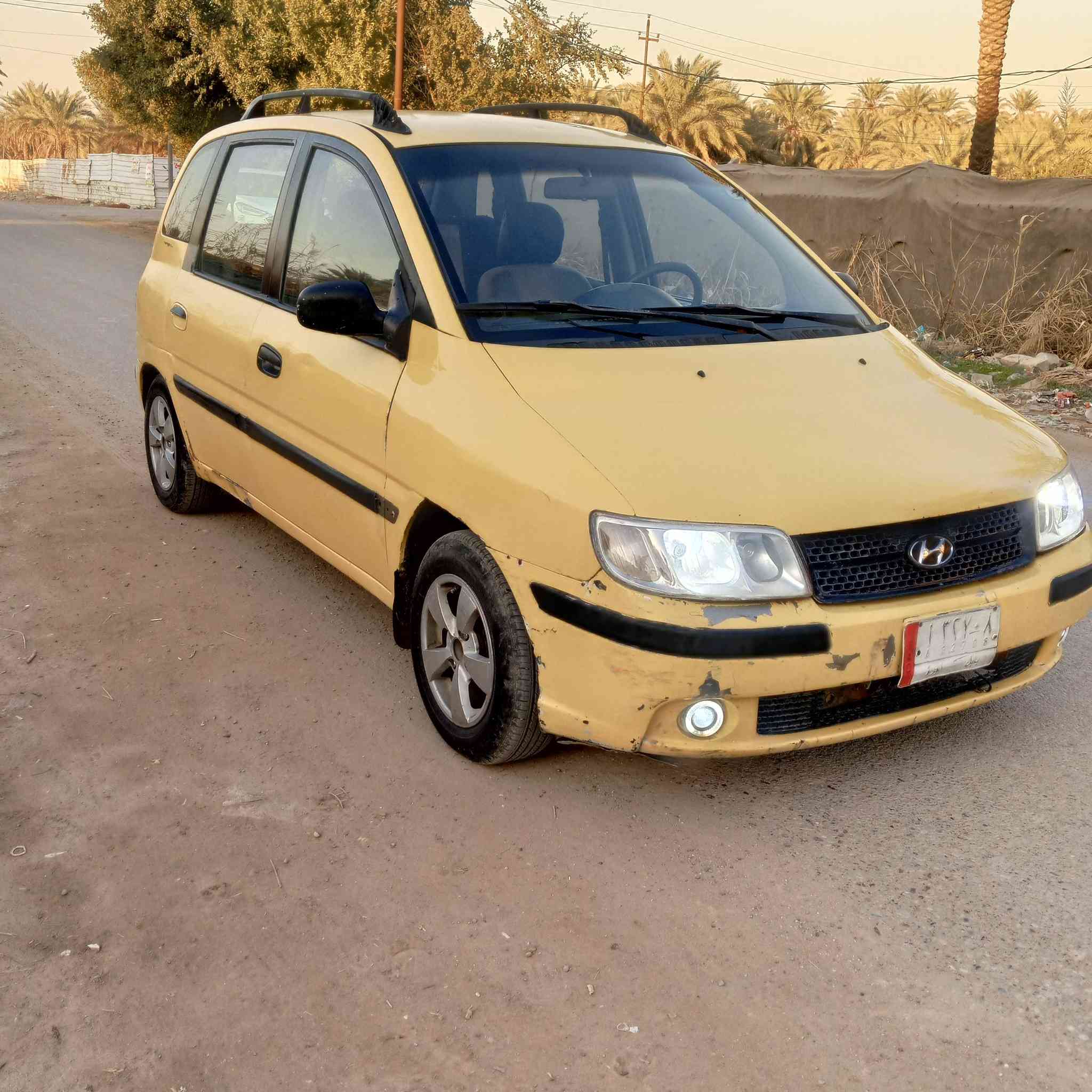 سلام عليكم سياره للبيع هونداي 2006 مشروع وطني محرك وكير كله جديد وتخم تاير جديد بس ناقصها لتبريد سياره اوتماتيك ابلادي لعنوان بغداد لدوره لسعر 52 ورقه بيها مجال ***********
