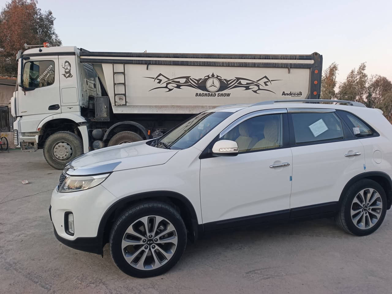 سورنتو للبيع مكاني دجيل سياره نضيفه حيل وارد خليجي محرك جي دي اي محرك مبدلها طابوكه يعني توه مجفت قبل شهر تحويل مباشر رقم ديالى نكليزي ضررها بعيد صبغ وجاملغ تبديل الامامي بصمه بصمه ابواب كامره بمرايه الداخل موديل ١٤ ***********    ***********سعر ١٣٥ وبيها مجال
