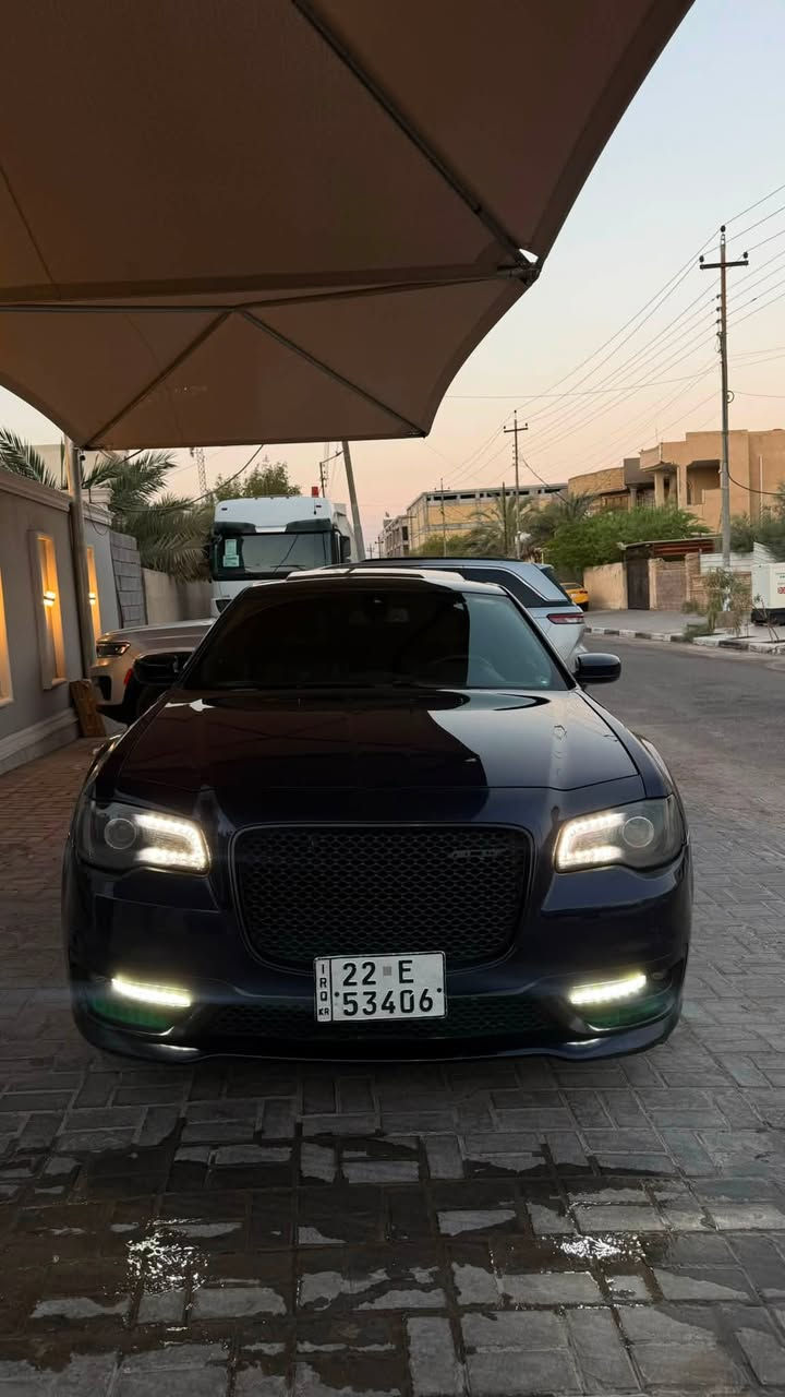 كرايسلر وارد كندي عداد 260
S300 2017
بارد بالجاملغ  الامامي وتكحيل قماره اثر خياس 
اللون كحلي نيلي 
جاهزه من كلشي تبريد محرك كير كفاله 
كشنات تدفئه 
سماعات بيتس
دمام بالصندوك 
ويل 20 
بانوراما 
ماشيه 127 الف كيلو وليس مايل
سنويه تنتهي 2029 رقم جديد وكامل
مكانها بصره 
والسعر 220 
***********
