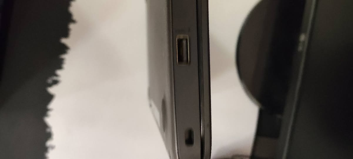 سلام عليكم
عندي Chromebook 11g5 ee

معالج سيليريون رام 4 

intell hd graphic 400

ذاكره 16gb او تكدر تزيدها

جميع المنافذ شغاله او استعمال نضيف كلش سعرها 60 

طبعا هيج لابتوبات تفيد اكثر شي الطلاب لان وزنها خفيف


**إذا كنت صاحب هذا الإعلان وتريد حذفه لأي سبب، رجاءا أرسل رسالة إلى الدعم الفني**