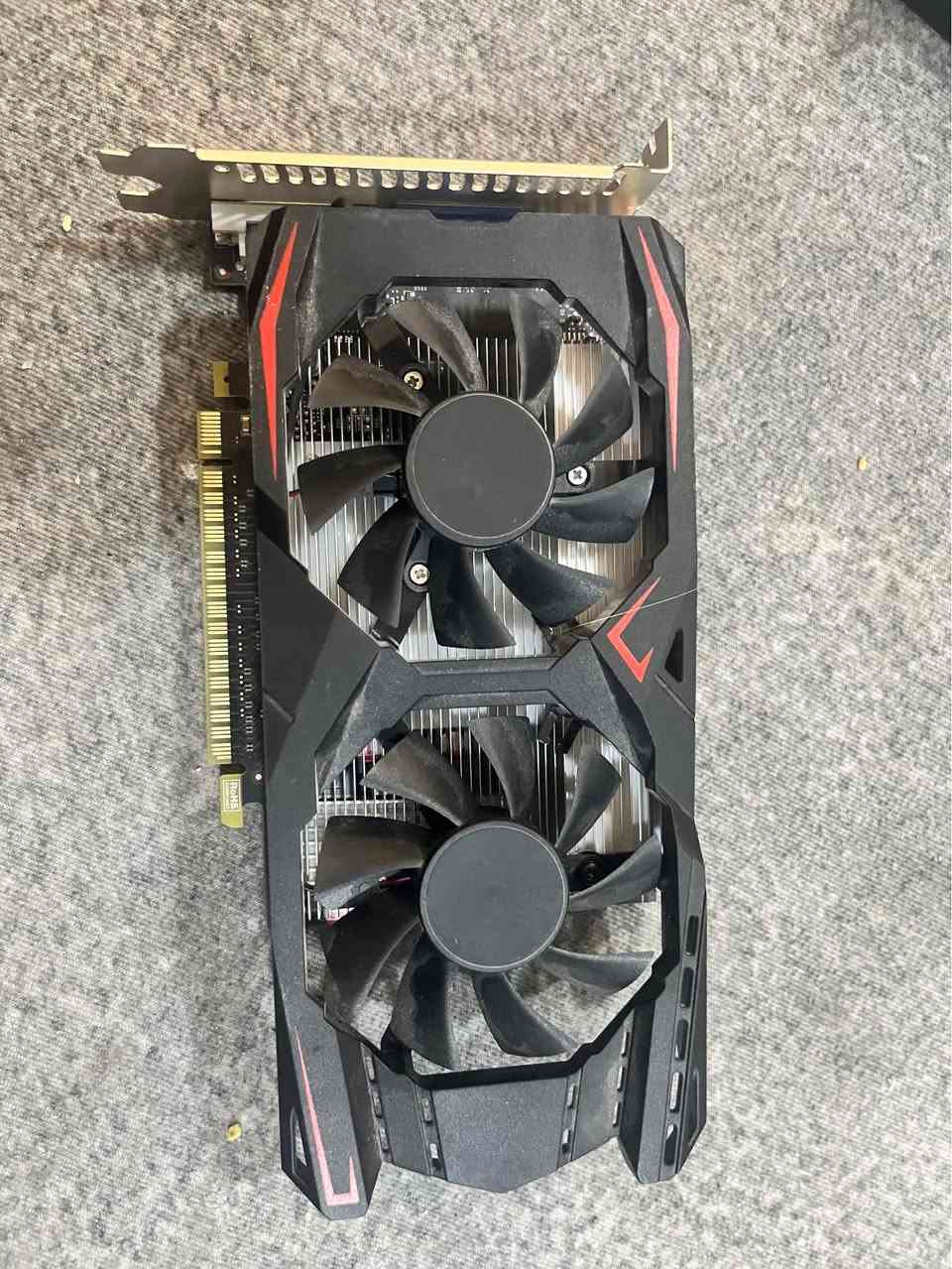 كرت شاشة 1050ti 
فيك فيك فيك 
مجرد يعرض صورة 
الي يفيدة خلي ينطي سعر و يجي ياخذة مكاني بغداد دورة مهدية الثانية السعر قيم انتة 
استفسار *********** بغداد, العراق
