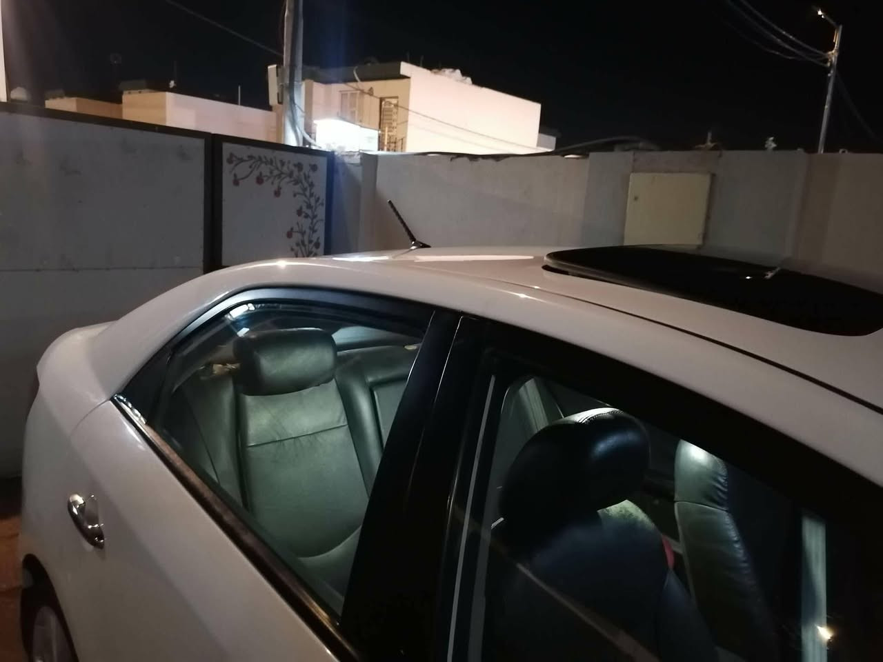 سلام عليكم اللبيع سيراتو موديل 2012 فول واحد على واحد اعله فئه مكينه 2000 السياره جديده بمعنى الكلمه ما عايزه برغي السياره ماشيه 230 رقم اربيل السياره بيه قطعه ونص صبغ فقط الباقي كفاله عامه السعر 108 وبيه مجال بصيط اللشراي رجاء الي ما يشتري لا يتعبني خلي يعبر المنشور مكاني ديوانيه مهناويه وهذا رقمي ‏‪***********‬‏
