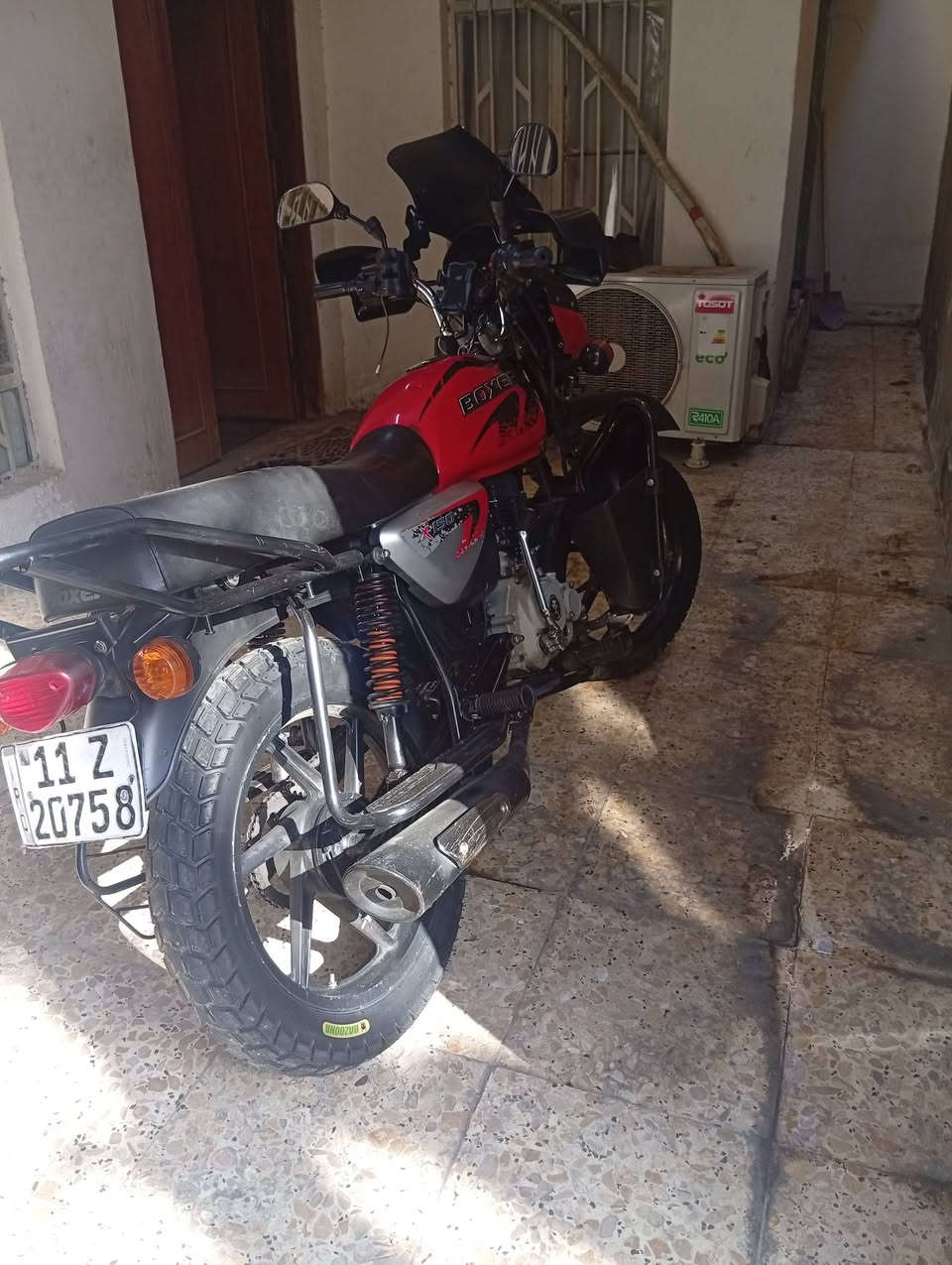 سلام عليكم دراجه بوكسر 2021/2022

الدراجه نضيفه + مكفوله  نقوصاتها بسيطه ميكلفن 100 الف،

رقم بغداد نكليزي لوحتين 
 تحويل ثاني يوم راعيها موجود 

سعر 2500 بيها مجال قليل 
مكاني بغداد جديده
***********
