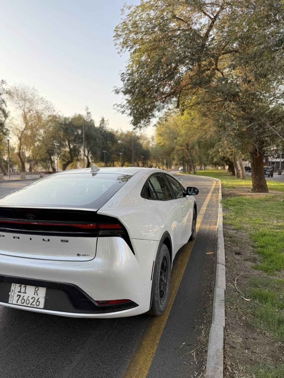 السلام عليكم 

بريوس 2024 LE
رقم بغداد باسمي 
صور الحادث مرفقه بالمنشور 

مواصفات:
حساسات امامي خلفي 
رادار 
تحديد مسار

"بدون ايرباك
"بدون دواخل
مكفوله لغد وشاصي 

تبديل باب خلفي صفحه اليمين 
وصبغ وتعديل باب الامامي اليمين والجاملغ الخلفي 
تعديل بارد باب السائق 

ماشيه 10الاف

السعر 155 وبيه مجال 

***********
