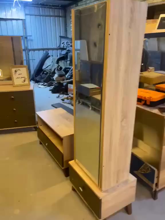 غرفه نوم تركي 🇹🇷 
7قطع  نضافه 90
السعر 400
 مع شد ونقل مجاني داخل بغداد


**إذا كنت صاحب هذا الإعلان وتريد حذفه لأي سبب، رجاءا أرسل رسالة إلى الدعم الفني**