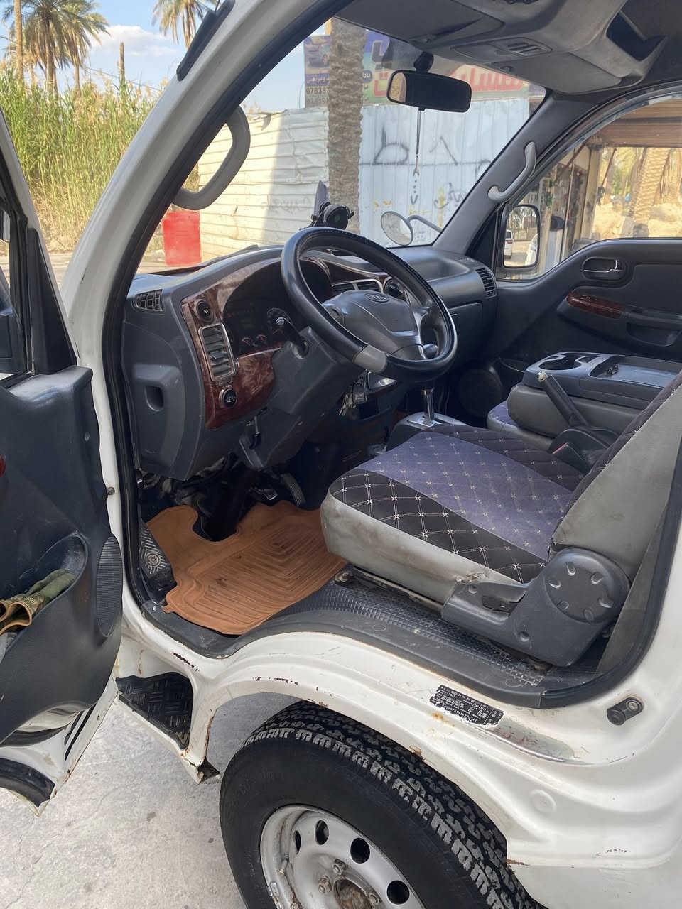 كيا حمل 2008 مسكر سبلاين اوتوماتيك بلادي مو محور السياره جاهزه مابيها اي نقص تبريد ثلج كهربائيات تخم تاير كير مكينه كله مكفول بيها تصليحات بالكشر تعمير خياسات للاستفسار ***********
