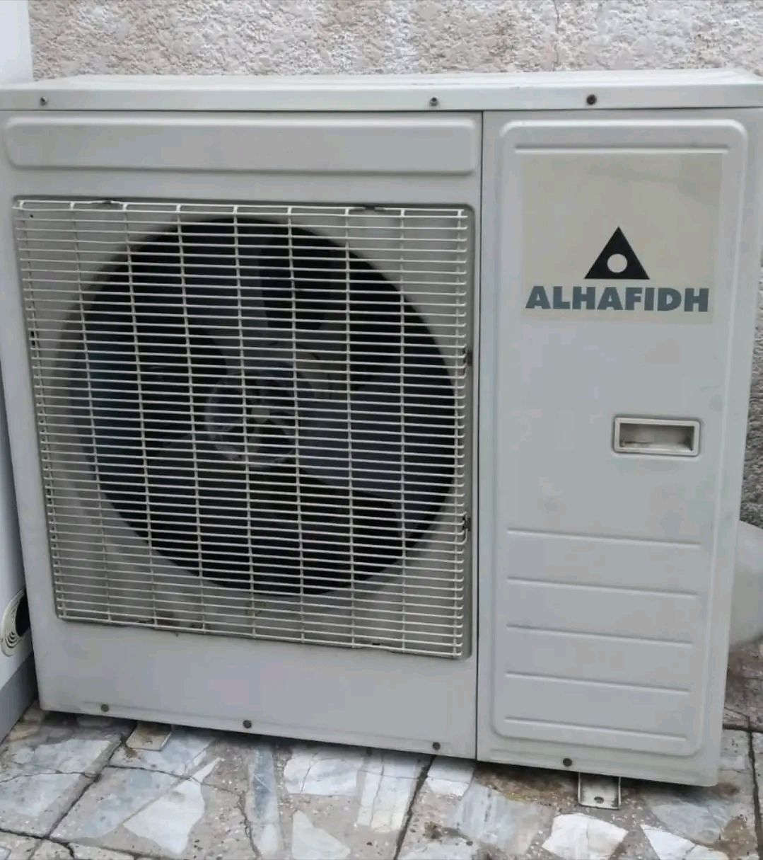 سبلت كنتوري 3 طن الحافظ
بلادي مداخل تصليح نهائيا
شغال تمام بدون اي عطل تبريد فول وتدفئة فول مع الرمونت
غاز R22 علما الغاز مقفول وجاهز للنصب
بس نقص بيه البوري (بدون بواري)

السعر 600 الف دينار

العنوان
بغداد - الكاظمية
***********
