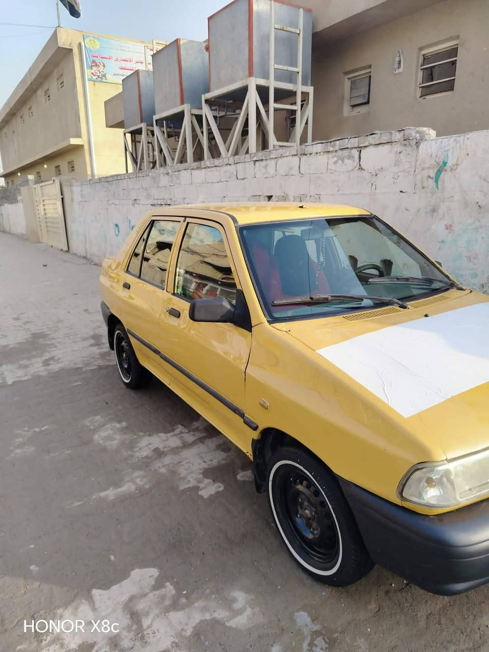 سلام عليكم سايبه موديل ١٥ تخم تاير جديد تبريد شغال مكينه خير من الله شواصي مكفوله بيه بس جاملغ خلفي سعر 38 وبيه مجال مكانه شعله رقم ***********
