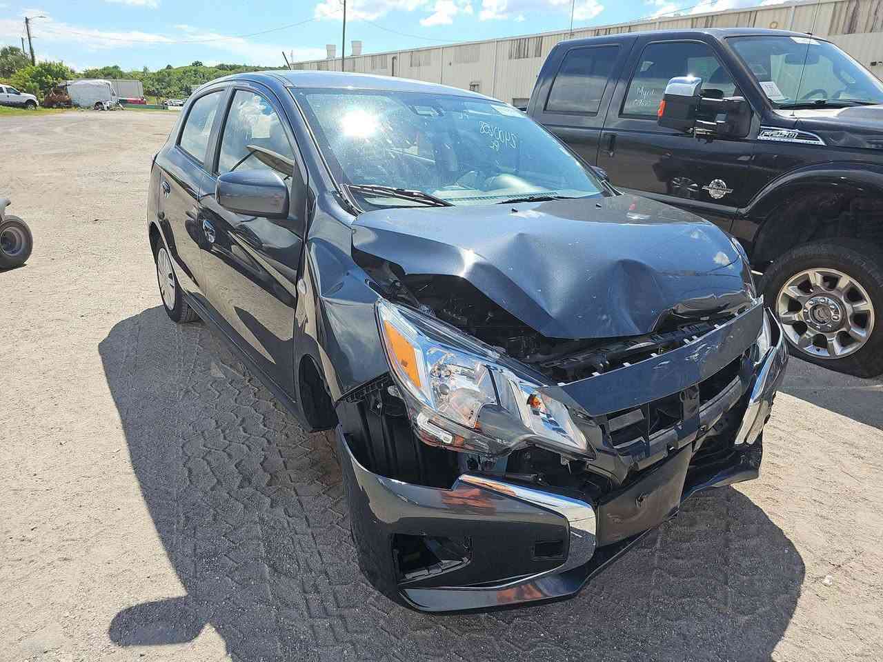 ميتسوبيشي ميراج 2024
شغالة ماشية 
السعر 52 بكلفة شرائها 
كمركها 27 
المكان الناقل الفضي 18 شمال الحرة الزرقاء الاردن 
مزاد سامراء المركزي 
رقم الهاتف والواتس ***********
