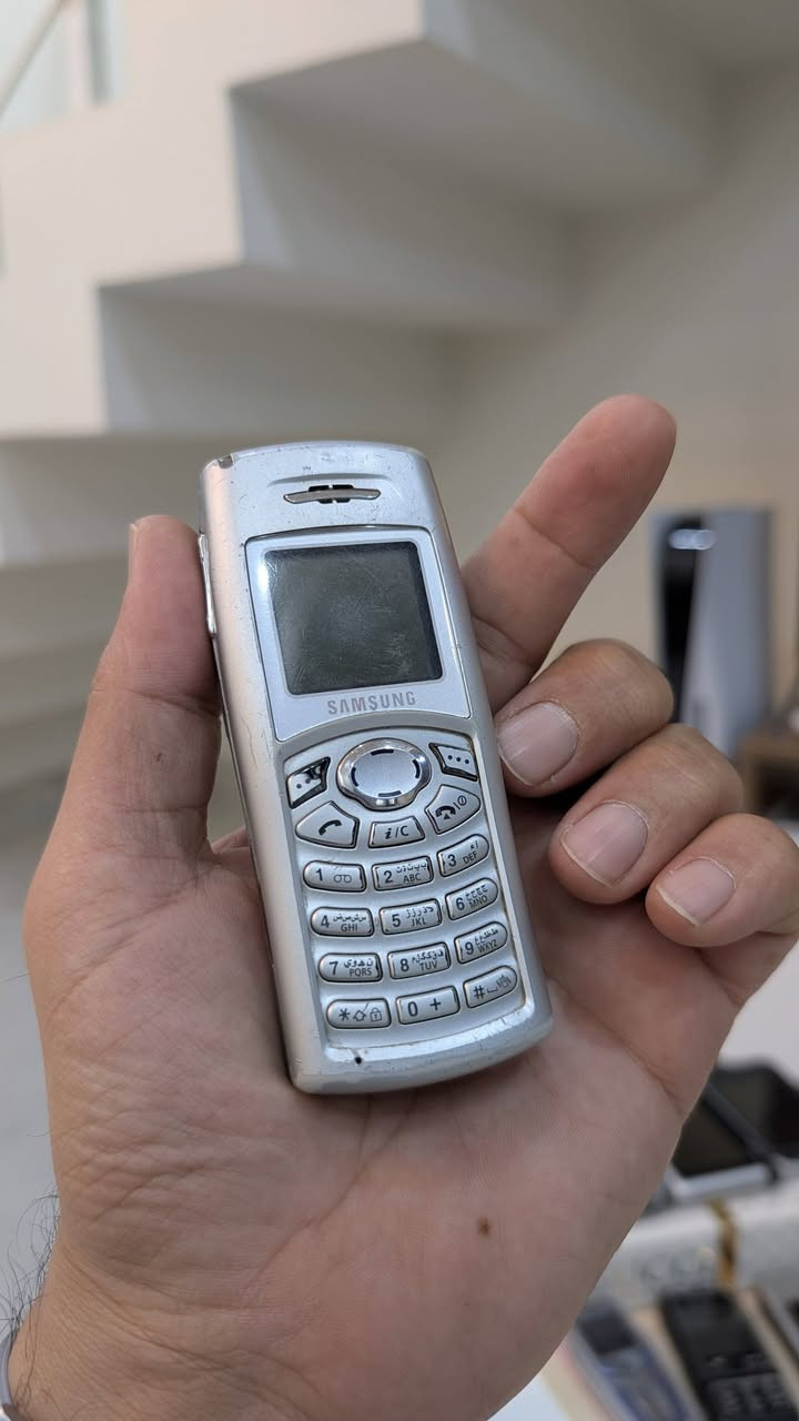 Samsung c100
متوفر 2 قطعة


**إذا كنت صاحب هذا الإعلان وتريد حذفه لأي سبب، رجاءا أرسل رسالة إلى الدعم الفني**