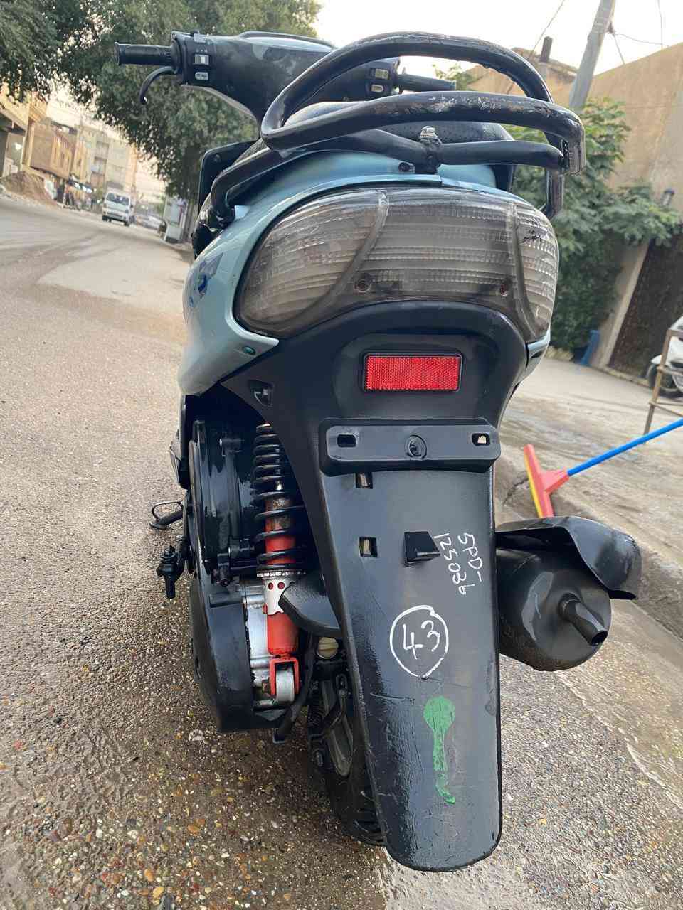 السلام عليكم شباب للبيع دراجة ماكس قجمة نضيفة فول
اي نقص مابيهة كلهة شغالة مكاني الحريه الدولعي الاستفسار على الرقم ***********
