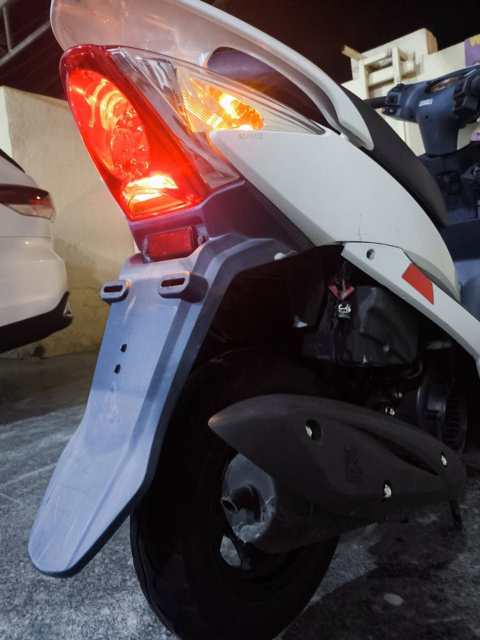 سيام بوليس 150c  كفاله عامه صالها خمس اسابيع طالعه من رمبه جنطه تشتغل بصمه رايدها700قفل ***********واتساب
